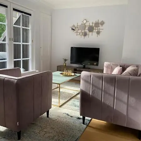 Weedkroog Apartment *